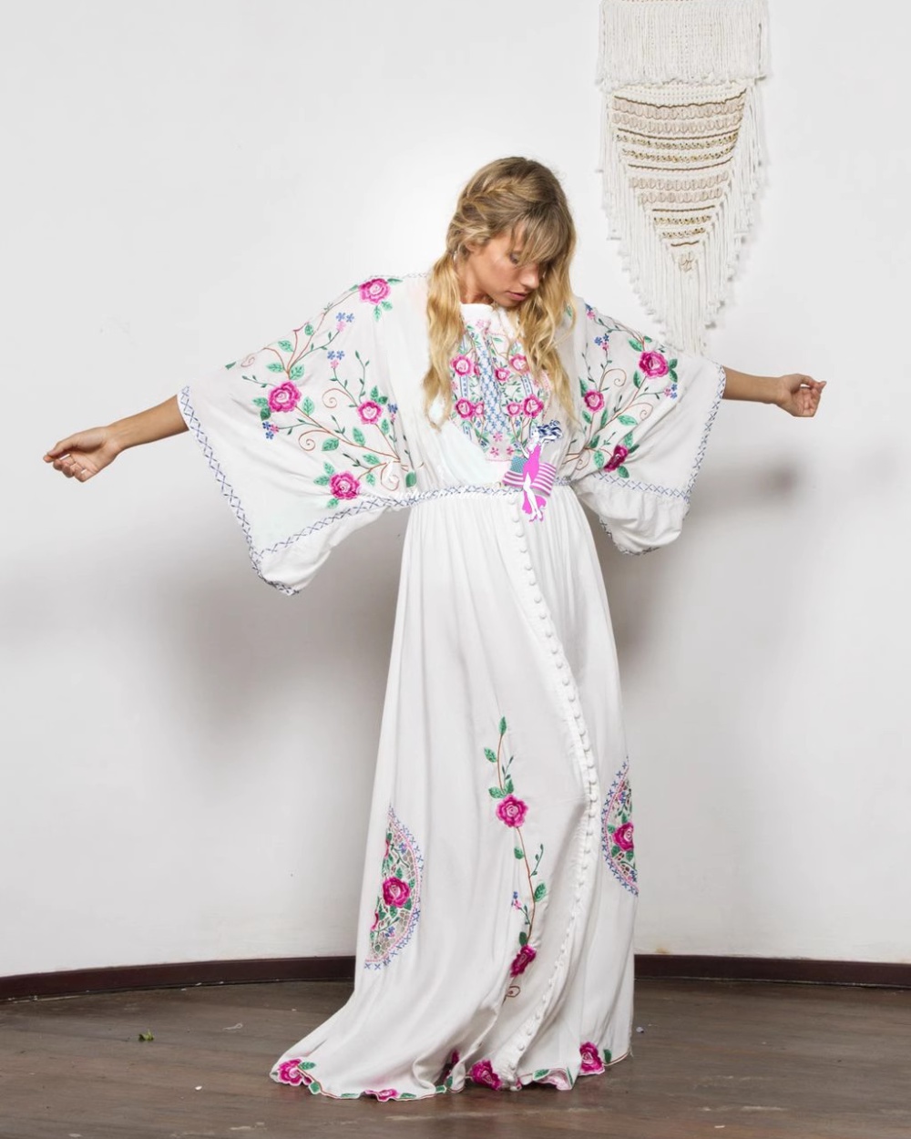 Stunning embroidery dress lined long dress