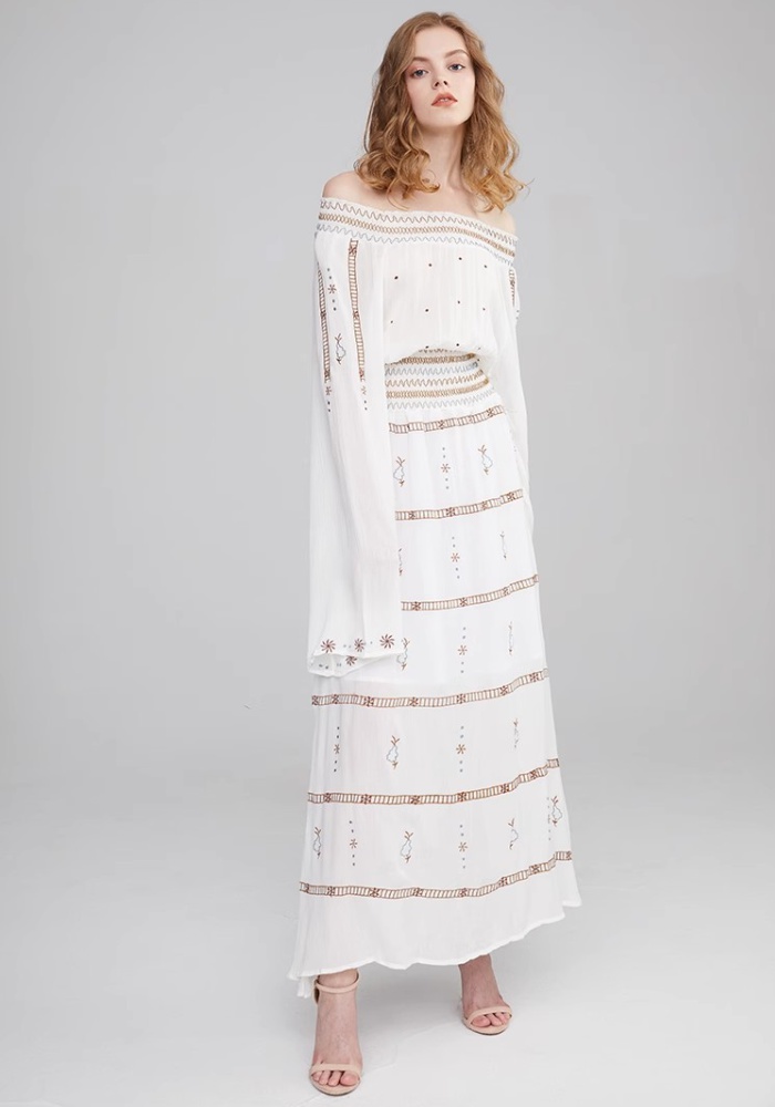 White embroidery countryside big skirt dress