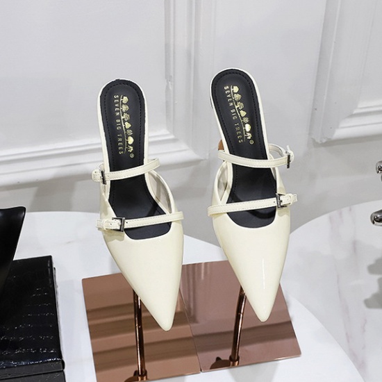 Wears outside slipsole low high-heeled pointed slippers