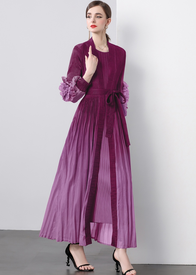 Disk flowers gradient coat Pleats Please frenum dress