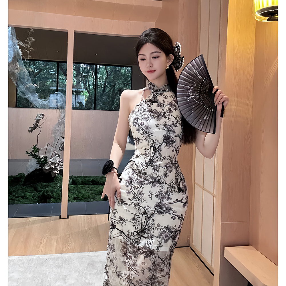 Embroidery slim dress retro long cheongsam