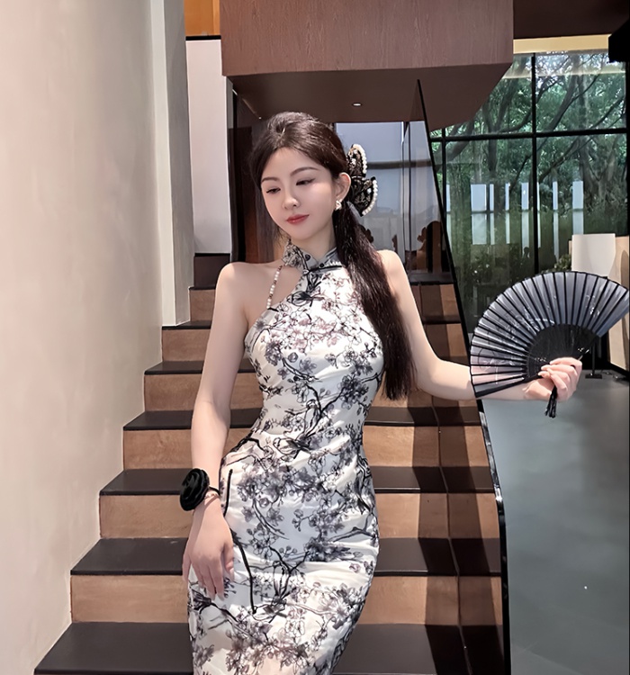 Embroidery slim dress retro long cheongsam