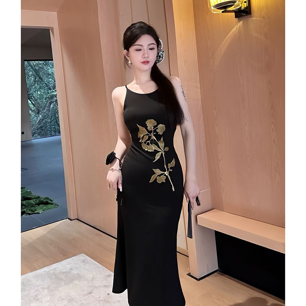 Slim embroidered flowers long package hip dress for women