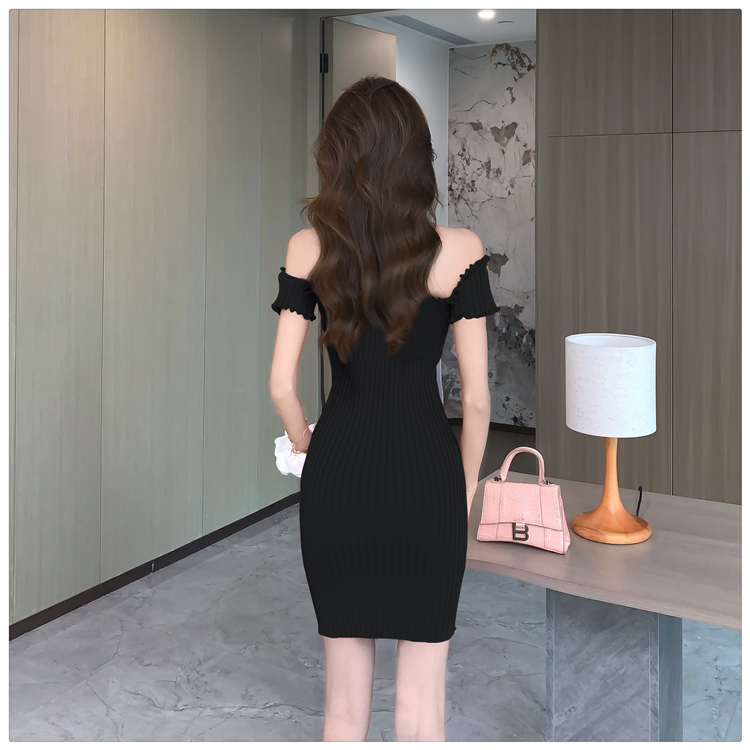 Tight summer slim flat shoulder sexy dress for women