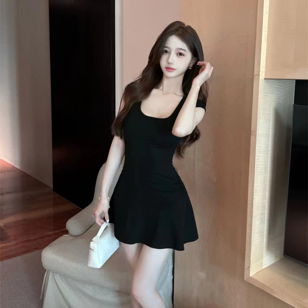 Short sexy short sleeve pinched waist dress for women