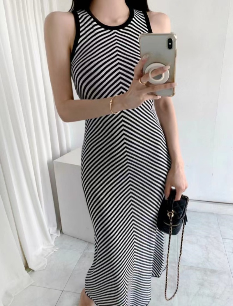 Mixed colors slim summer Korean style knitted dress