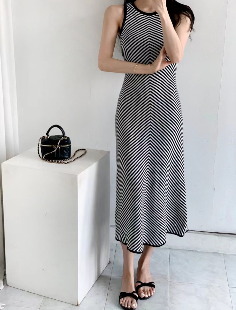 Mixed colors slim summer Korean style knitted dress