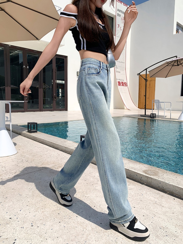 Light-blue high quality mopping loose retro jeans for women