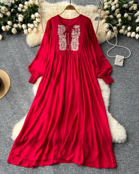 Round neck dress embroidery long dress for women