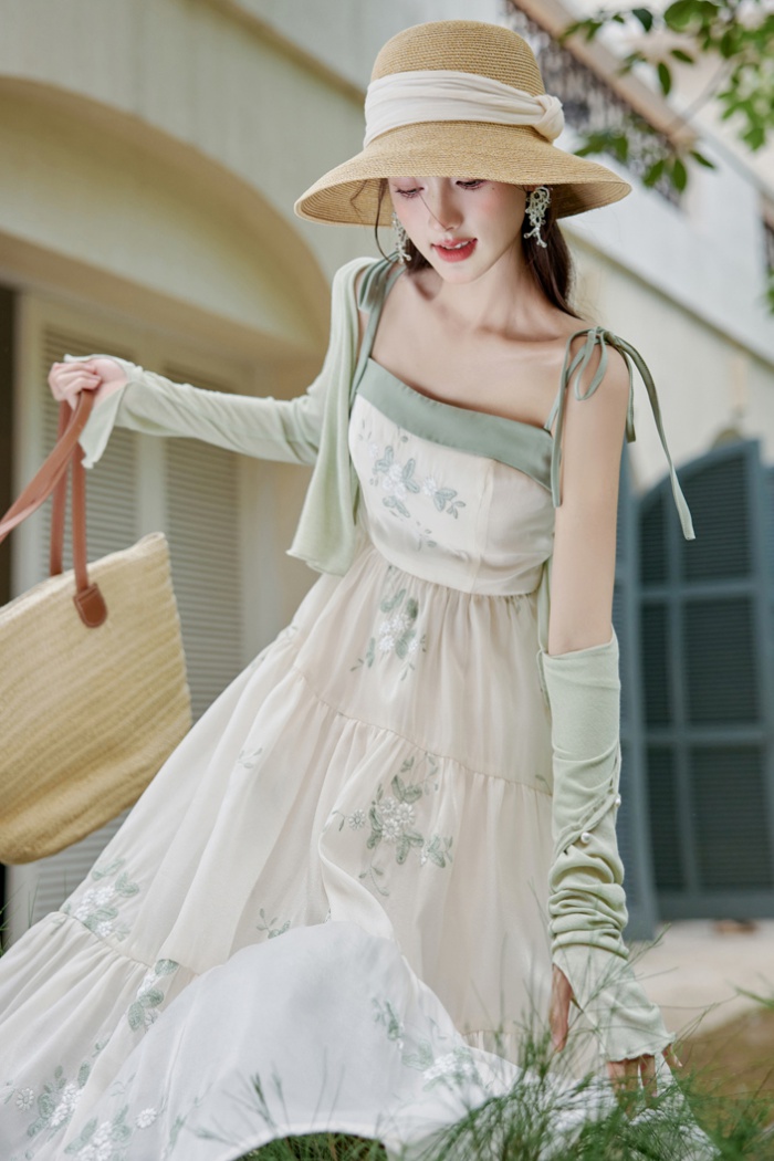 Sling embroidery dress 2pcs set