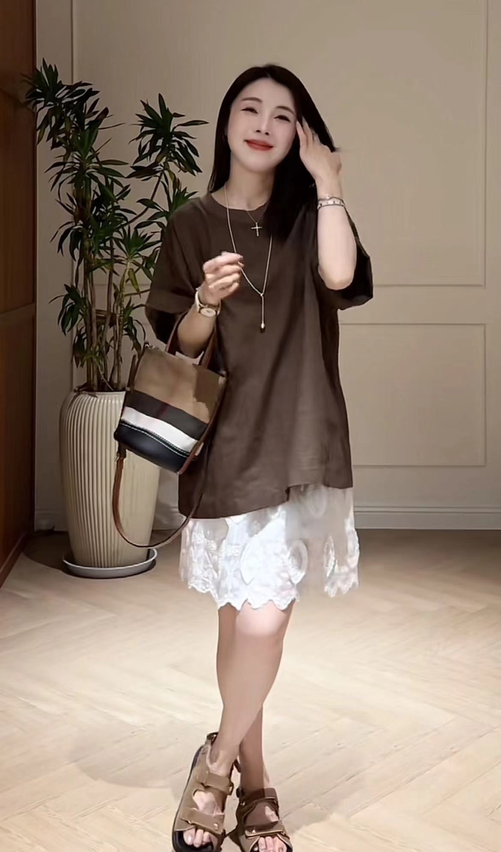 Korean style short skirt loose T-shirt a set