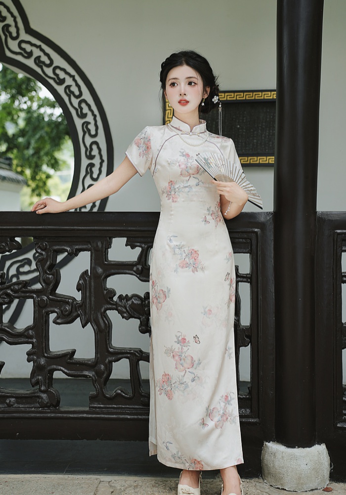 Chinese style dress