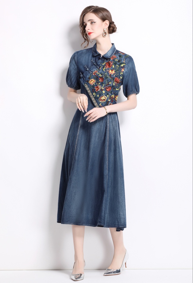 A-line cheongsam embroidery dress for women