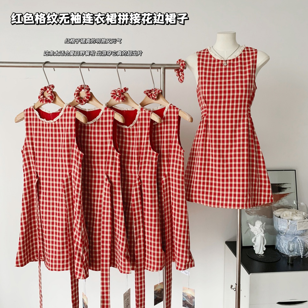 Short bow red plaid sleeveless pinched waist dress