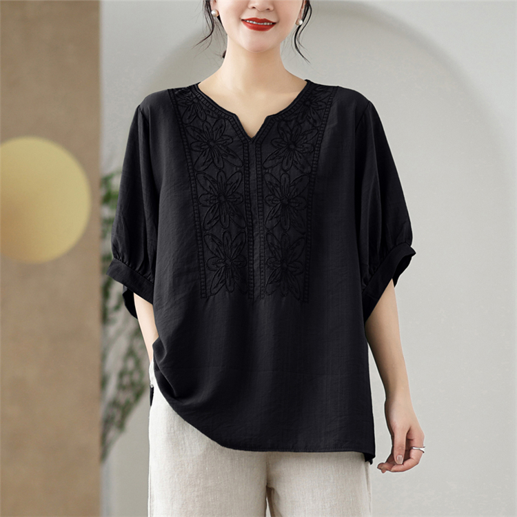 Embroidered T-shirt short sleeve tops for women