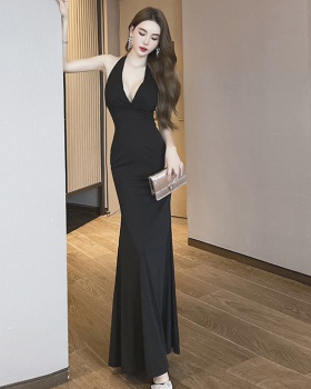 Low-cut slim dress temperament long dress