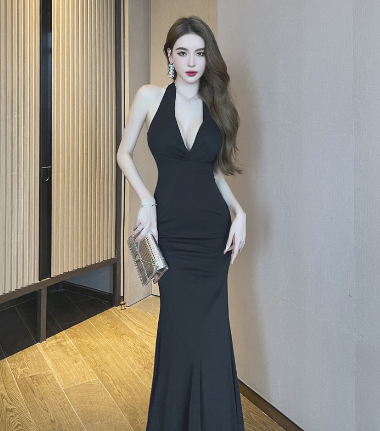 Low-cut slim dress temperament long dress