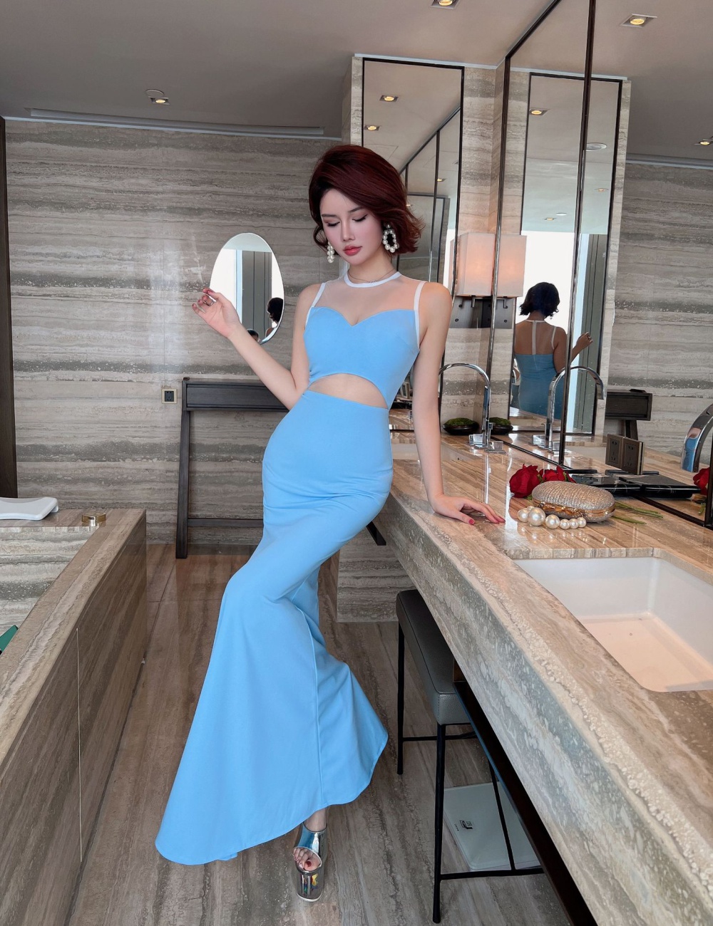 Low-cut gauze long dress temperament catwalk dress