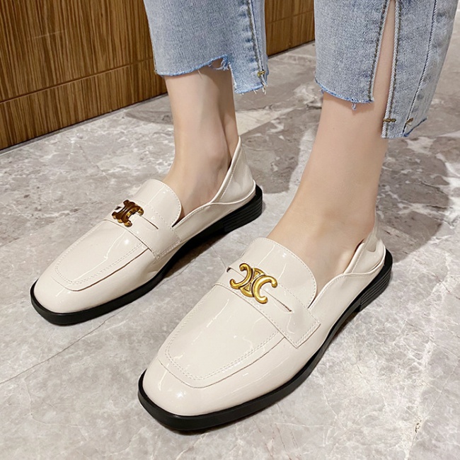 Low fashion loafers soft soles small leather shoes