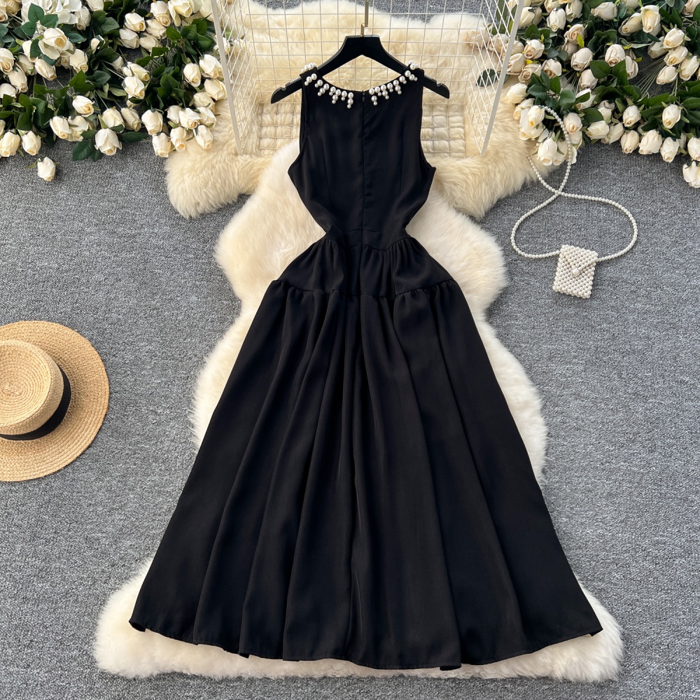 Beading crimp small dress sleeveless dress for women