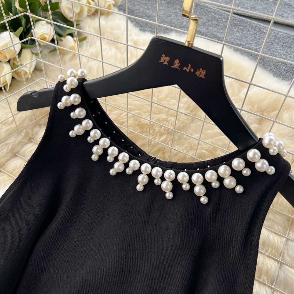 Beading crimp small dress sleeveless dress for women