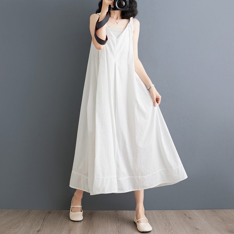 Unique enlarge sling V-neck big skirt seaside dress