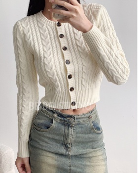 Knitted short coat round neck cardigan for women
