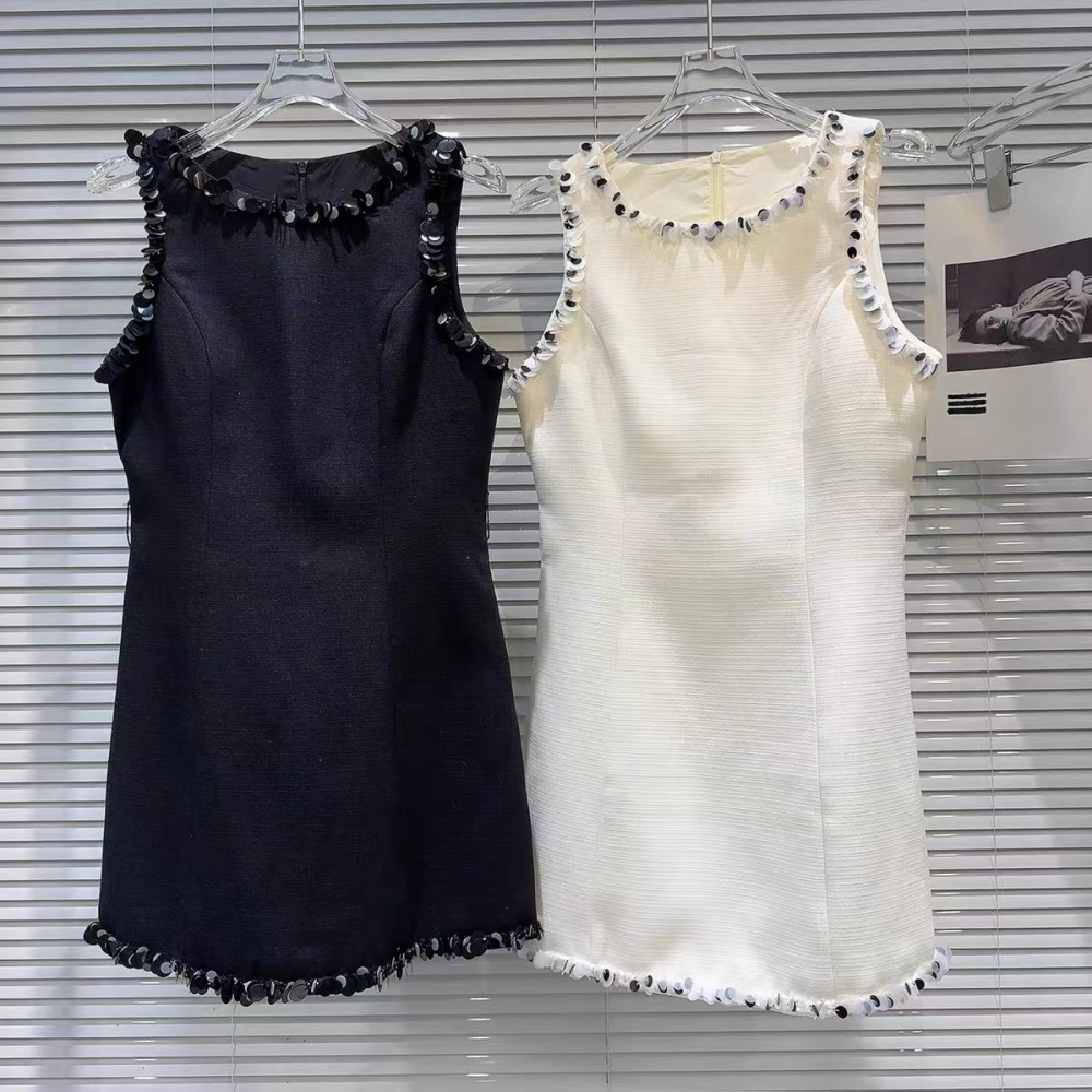 Sequins sleeveless niche white light luxury dress