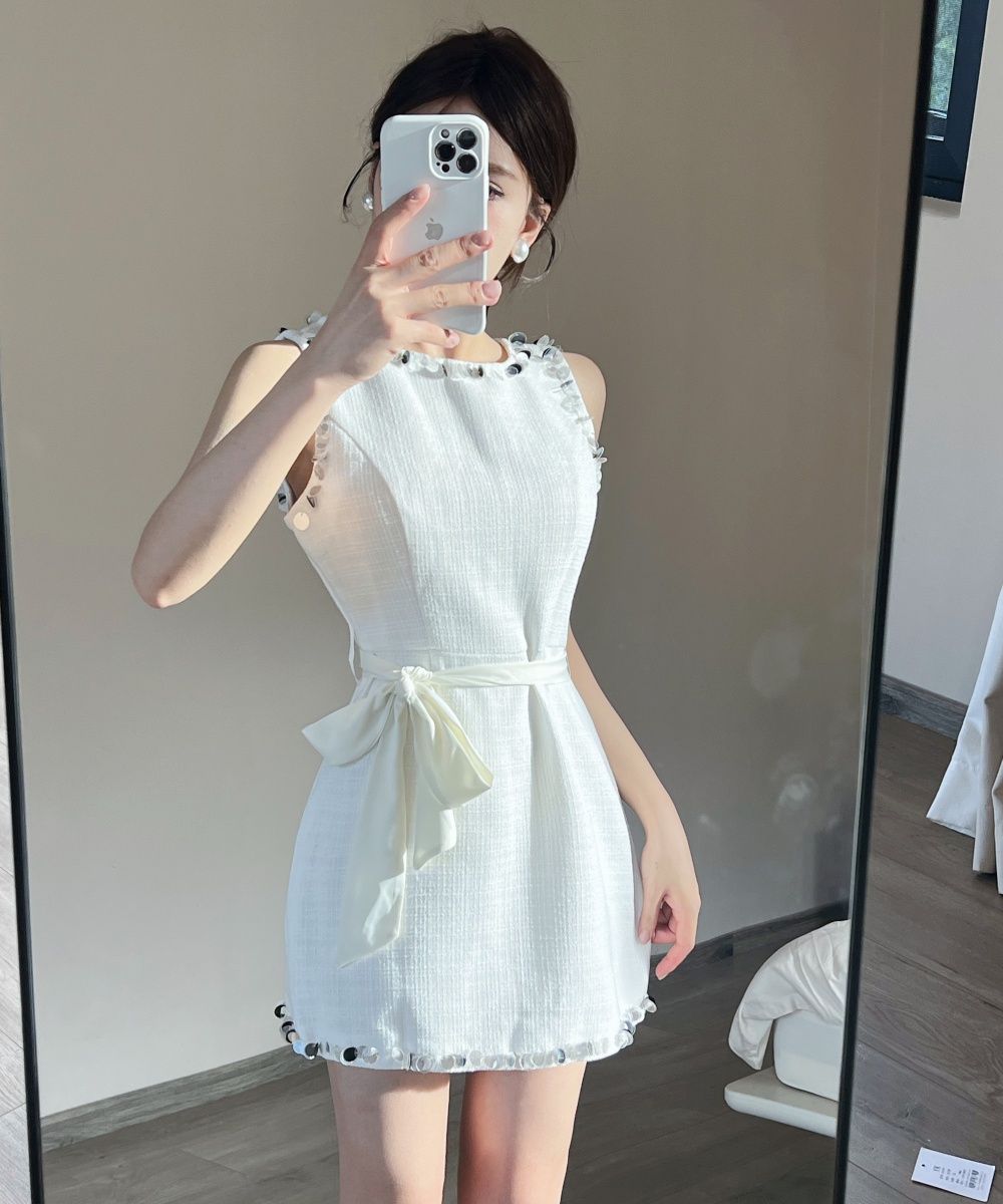 Sequins sleeveless niche white light luxury dress