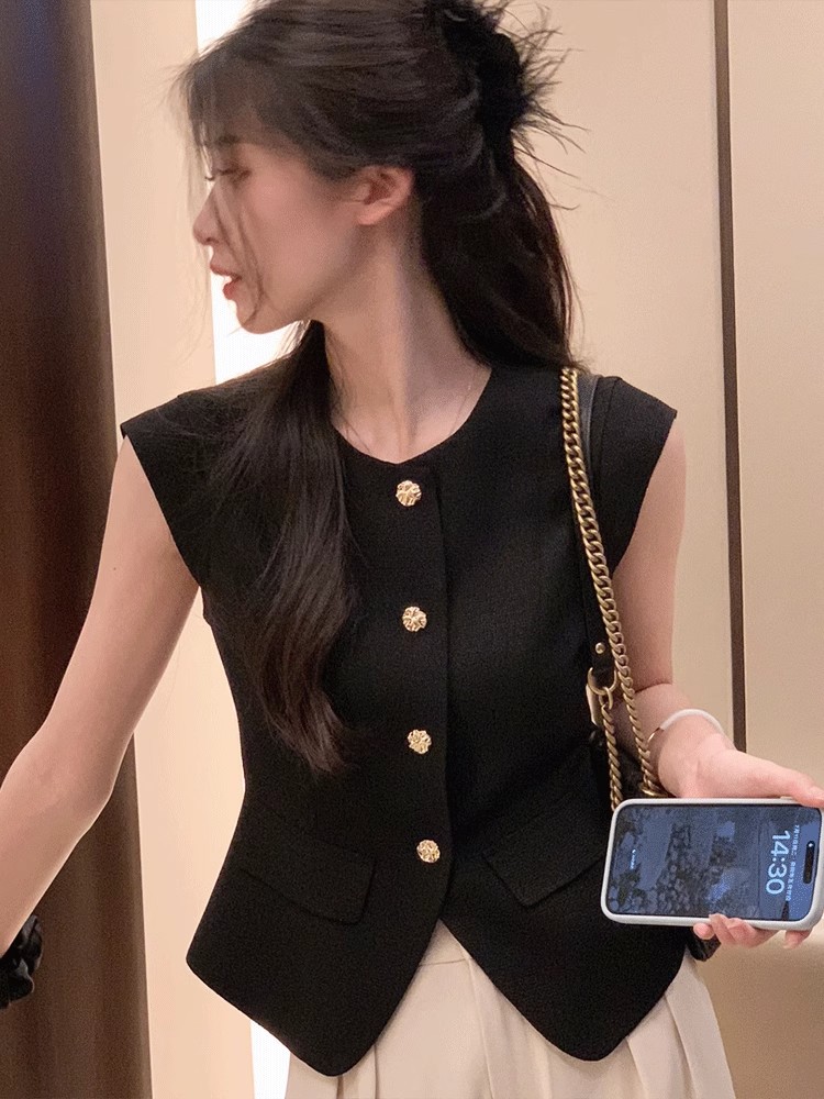 Chanelstyle thin waistcoat pony sleeveless vest for women