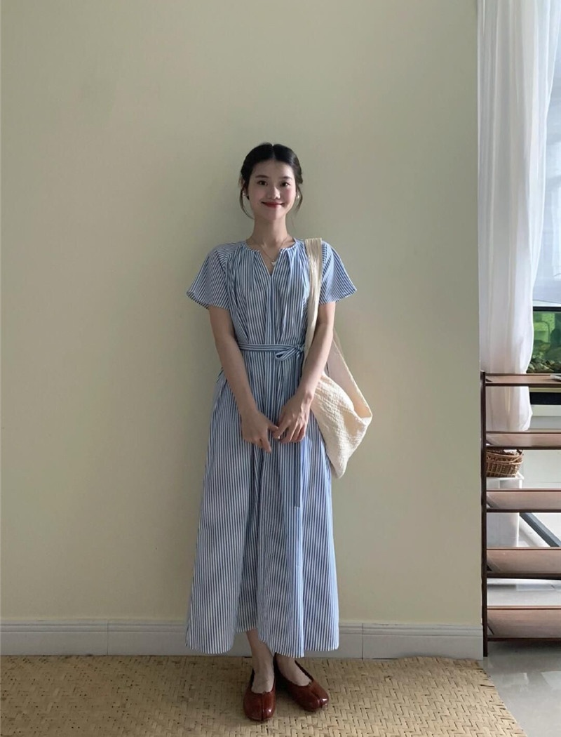 Refreshing blue loose shirt frenum stripe long dress