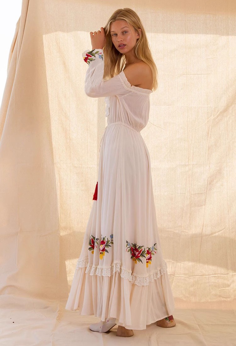 Embroidery strapless frenum long dress