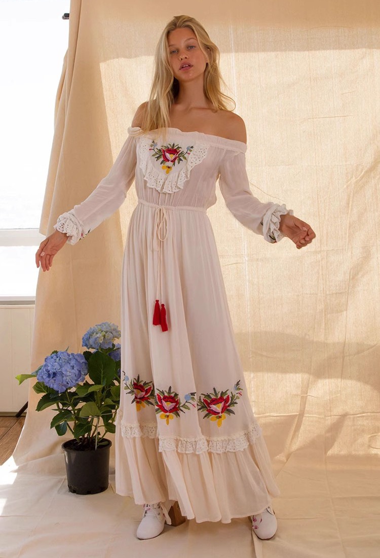 Embroidery strapless frenum long dress