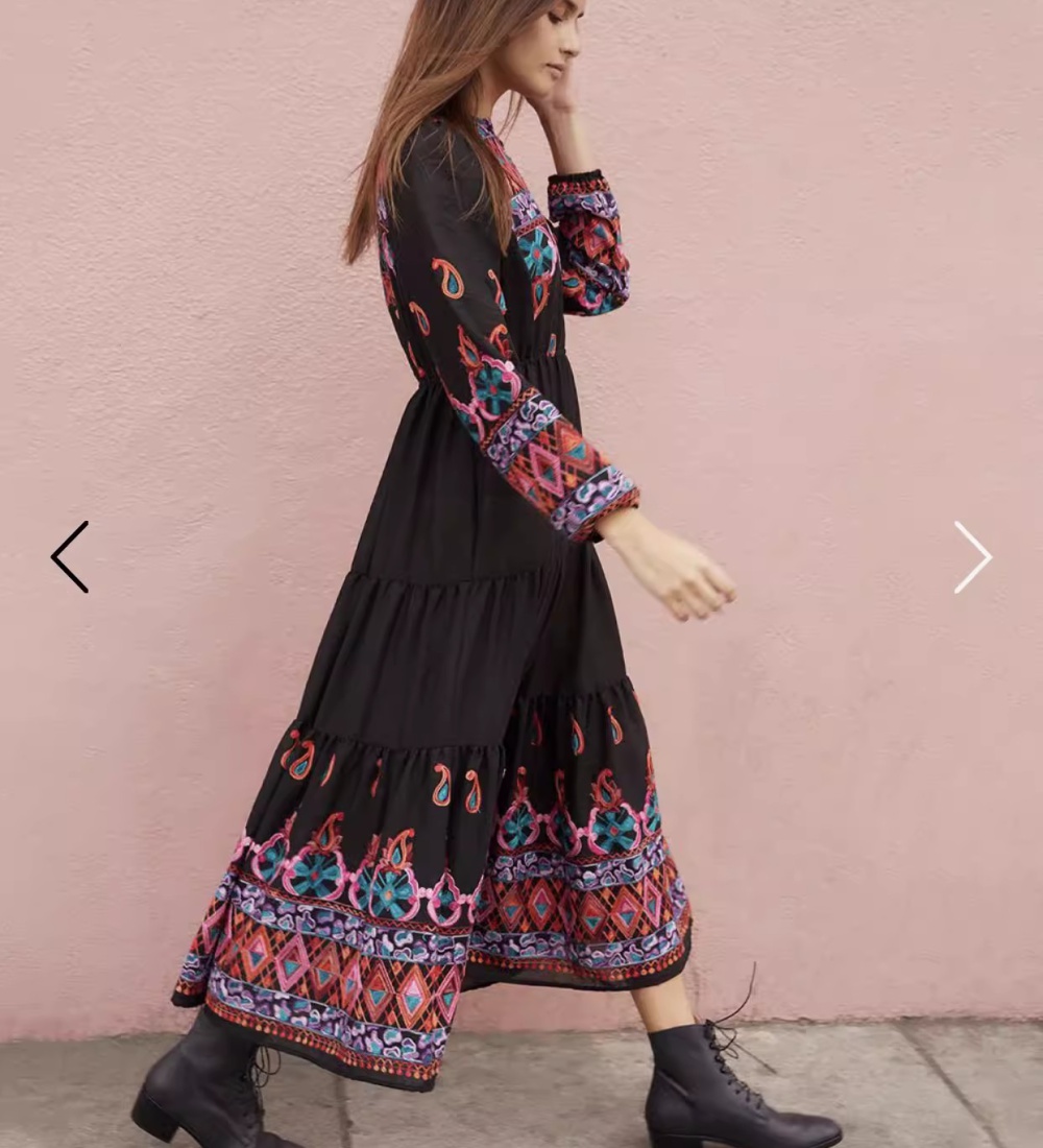 Vacation embroidery dress Bohemian style niche long dress