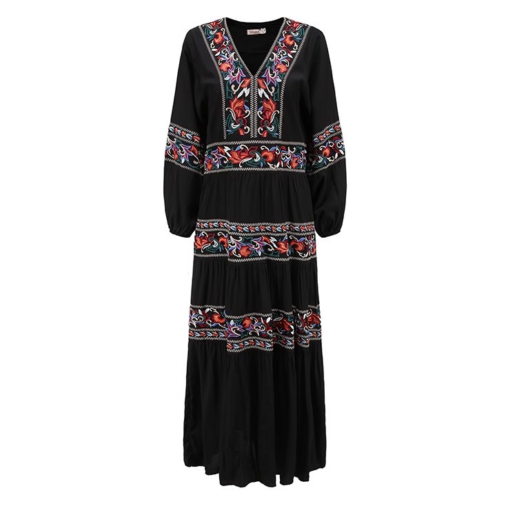 Retro embroidery dress