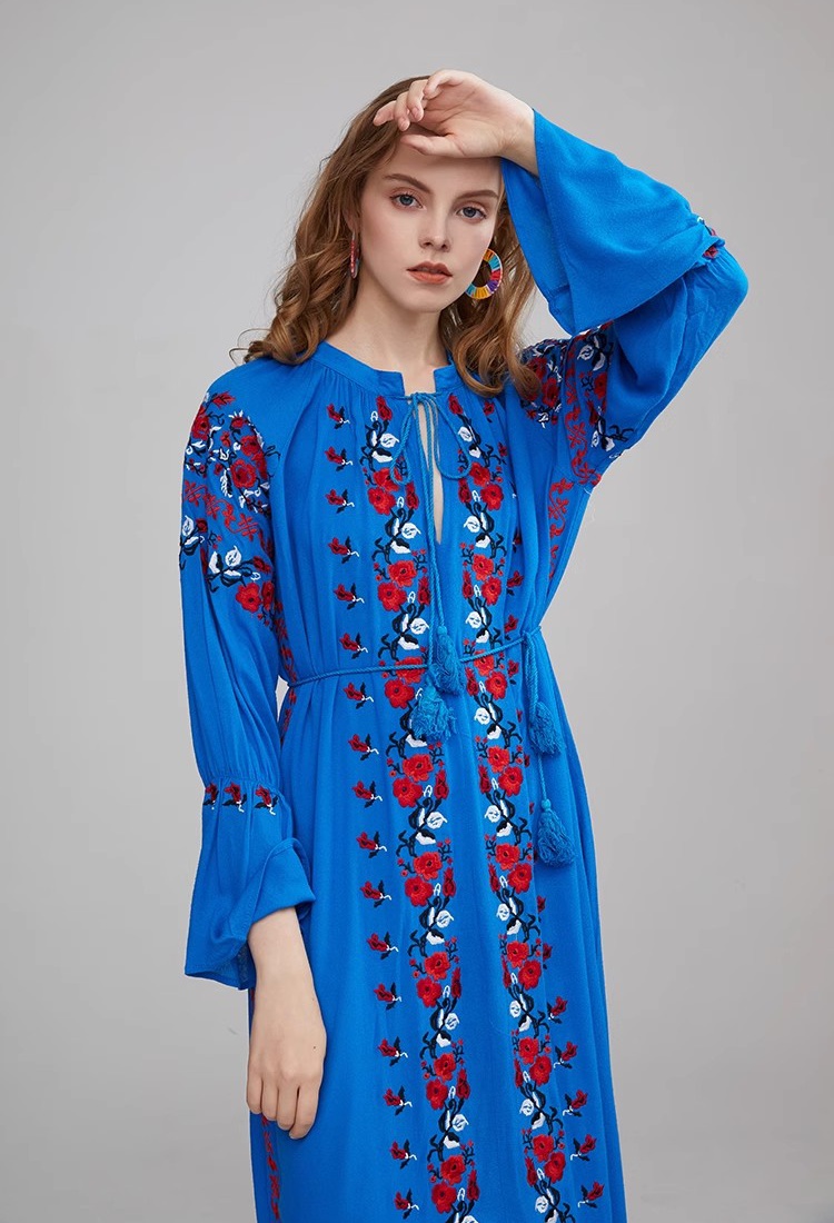 Temperament Bohemian style long embroidery dress