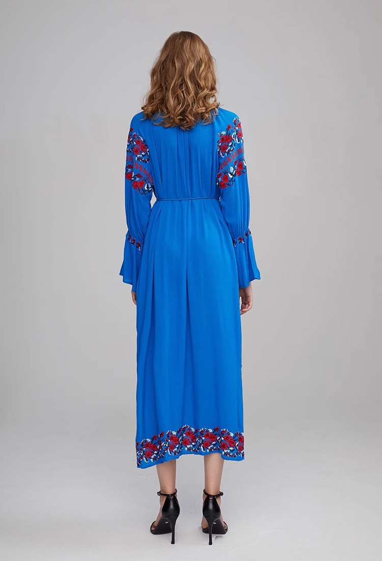 Temperament Bohemian style long embroidery dress