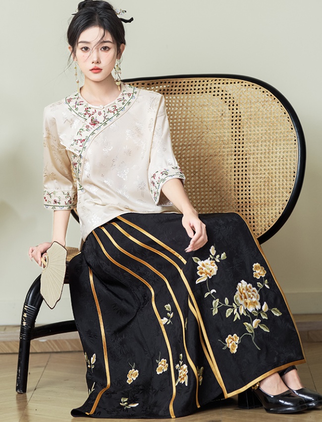 Short sleeve tops embroidery skirt a set for women