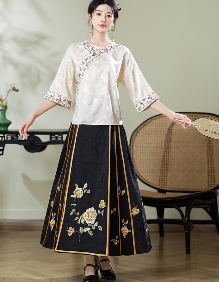 Short sleeve tops embroidery skirt a set for women