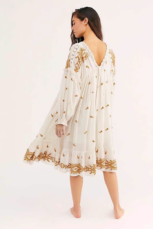 Refinement whole body romantic embroidery doll dress