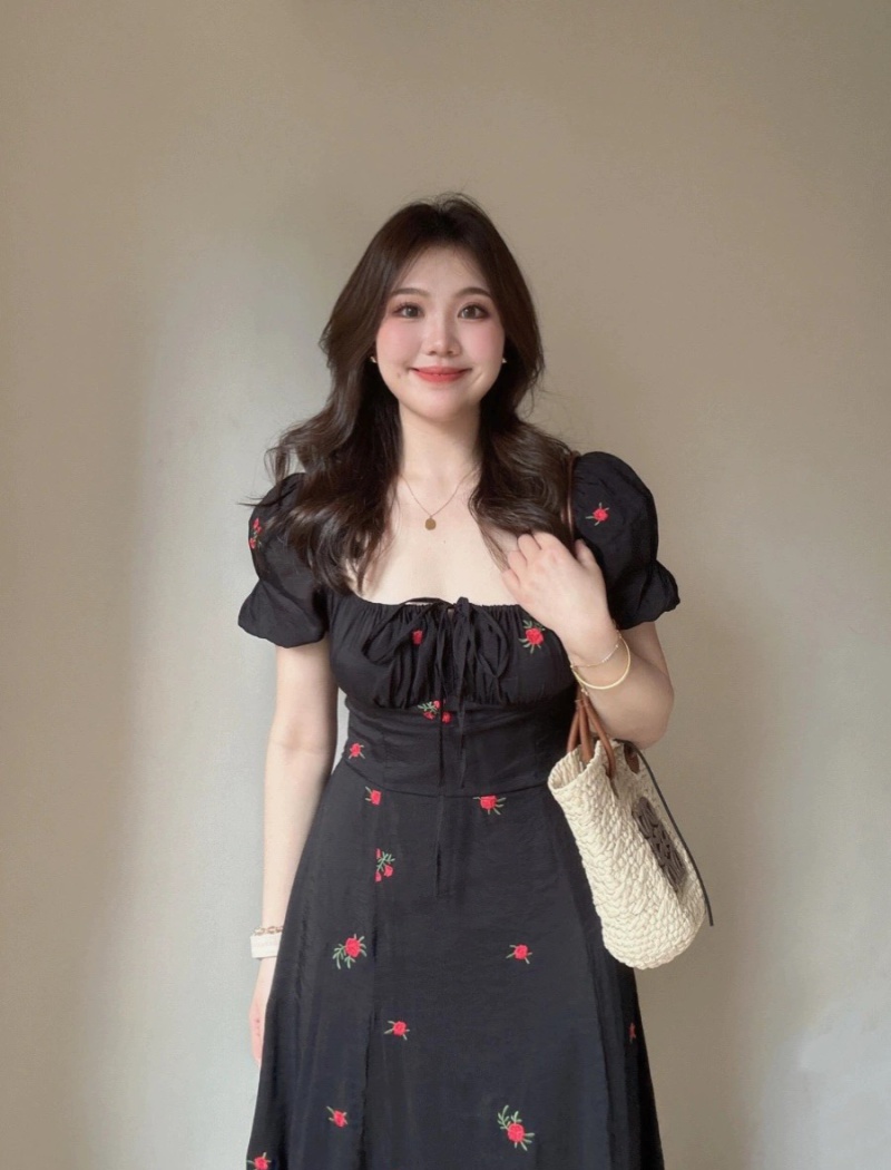 Black refinement dress Hepburn style long dress for women