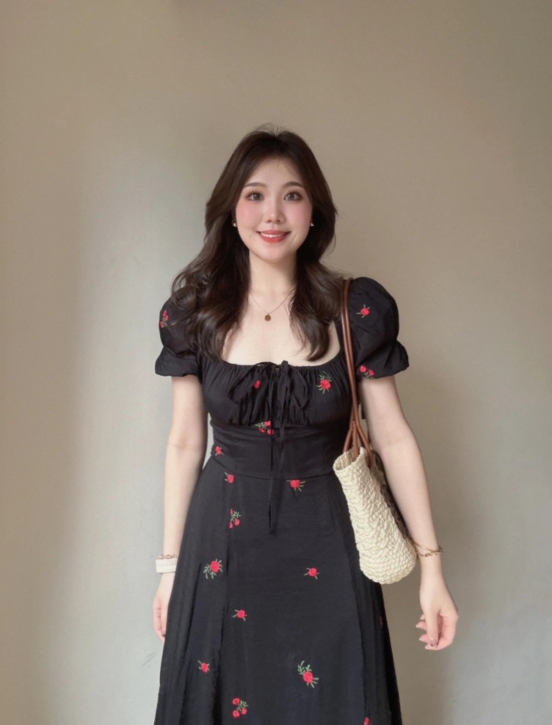 Black refinement dress Hepburn style long dress for women