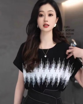 All-match summer T-shirt fashion bottoming shirt