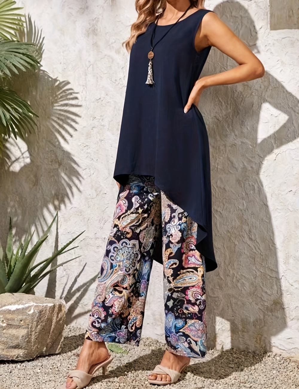 Sleeveless tops high waist long pants a set