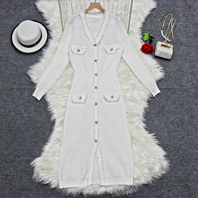 Long sleeve knitted long dress inside the ride temperament dress