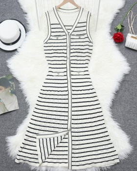Long mixed colors elegant black-white dress for women