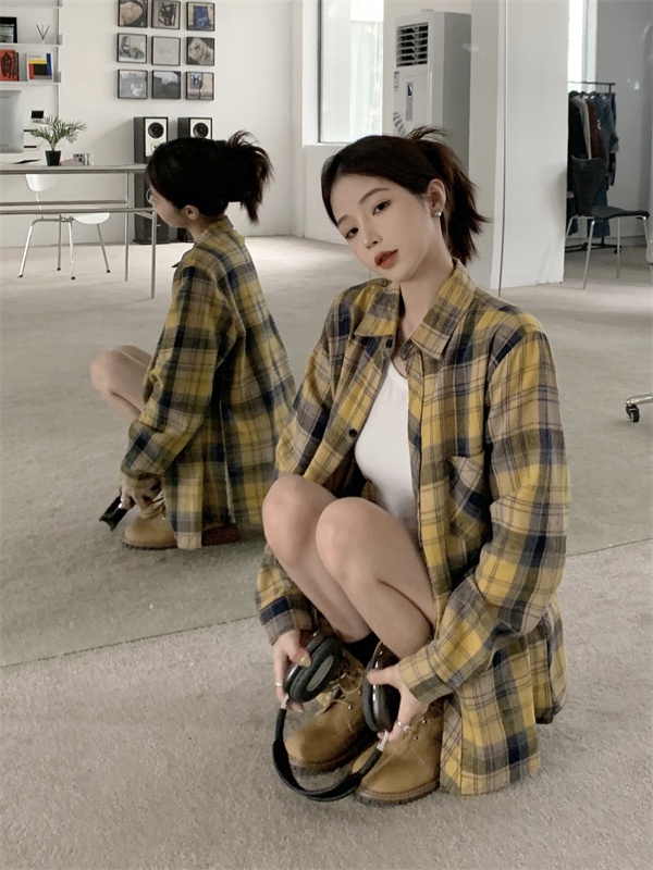 Loose long Korean style plaid shirt