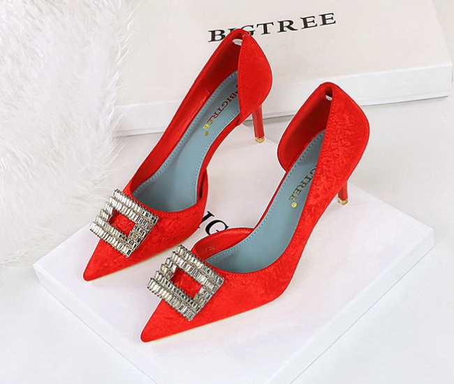 Low fashion banquet fine-root rhinestone buckle shoes