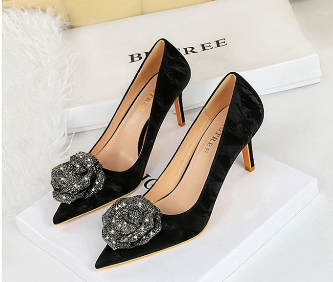 Pointed rhinestone high-heeled shoes flowers shoes