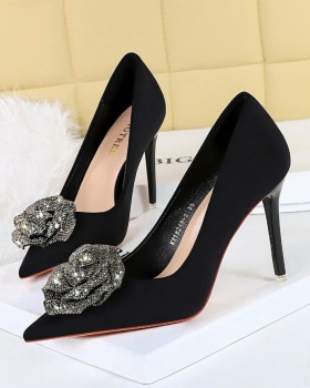 Rhinestone pointed shoes low rose high-heeled shoes for women